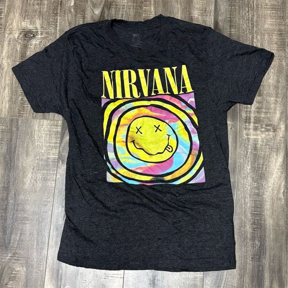 Nirvana Unisex Black Graphic Print T-Shirt Size L‎ Music Grunge Theme